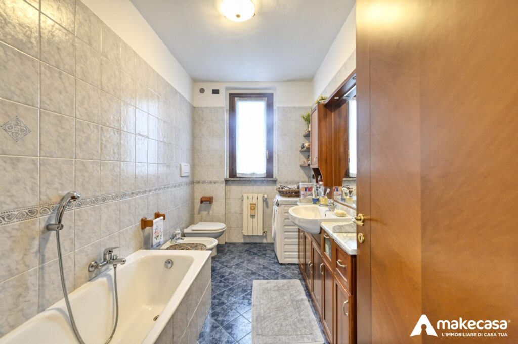 _Z624244_hdr