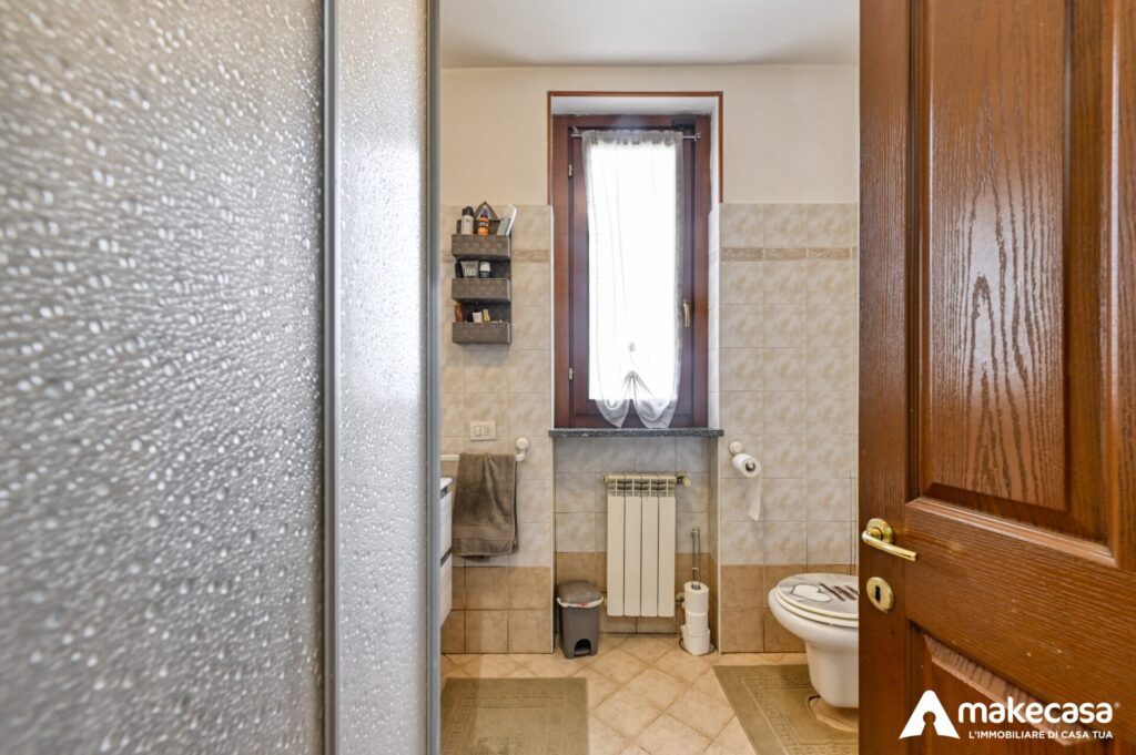_Z627256_hdr