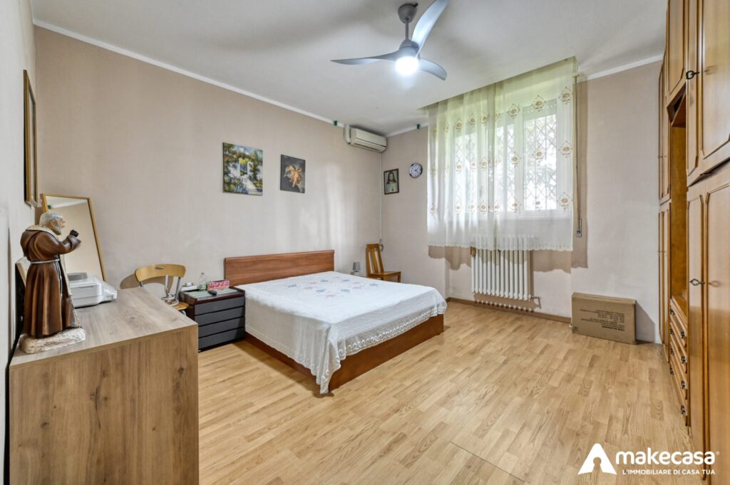 _Z627483_hdr