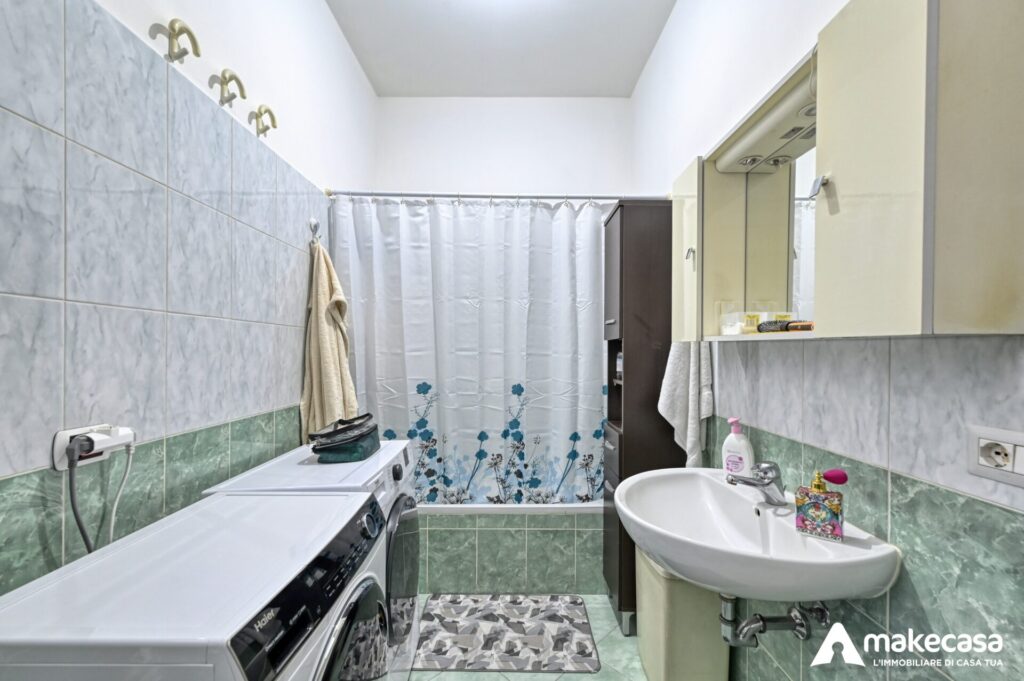 _Z627508_hdr