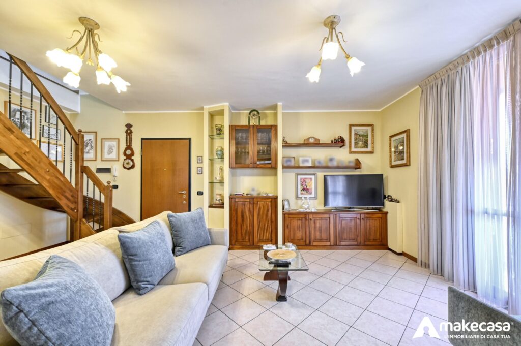 _Z627890_hdr
