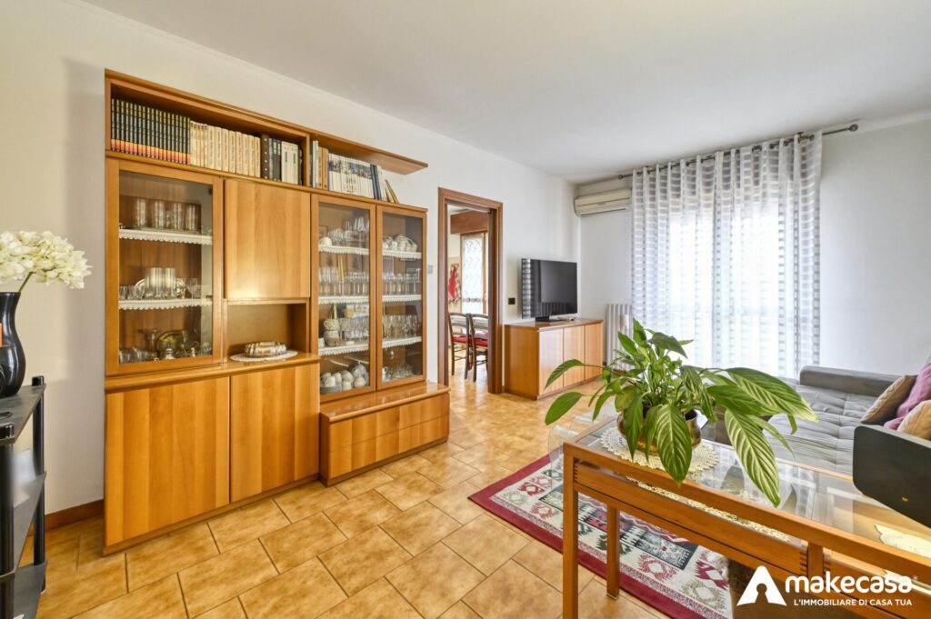 _Z628344_hdr