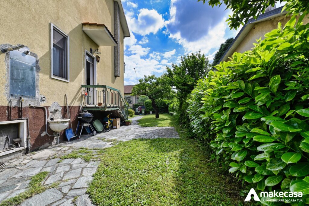 _Z625537_hdr
