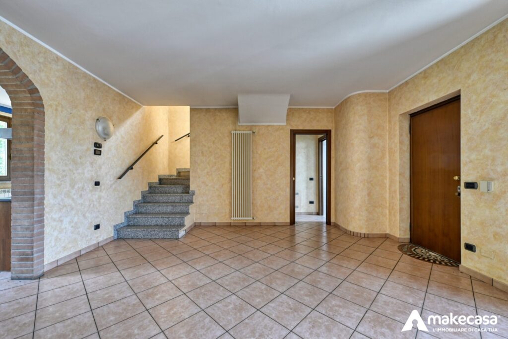 _Z628469_hdr