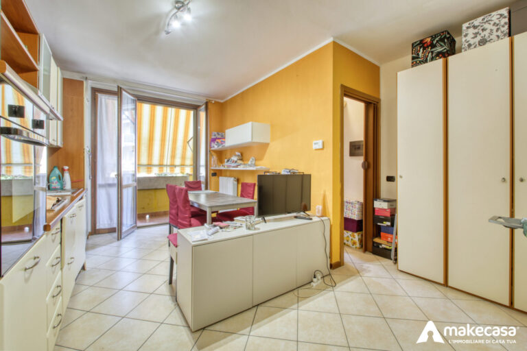7B2B8230_hdr