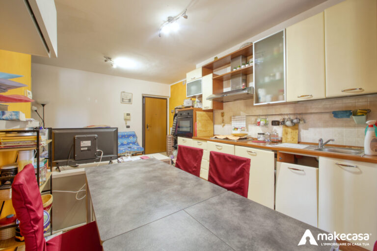 7B2B8263_hdr