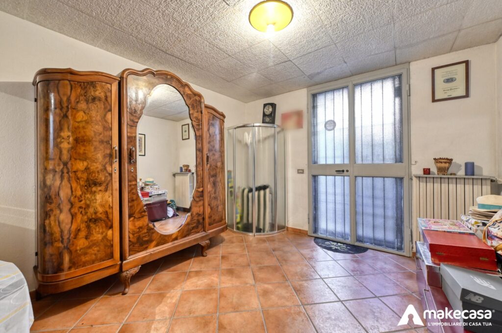 _Z626443_hdr