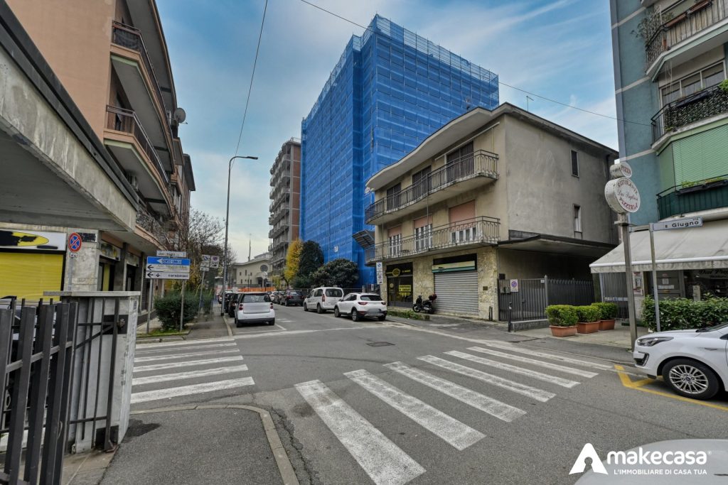 _Z623896_hdr
