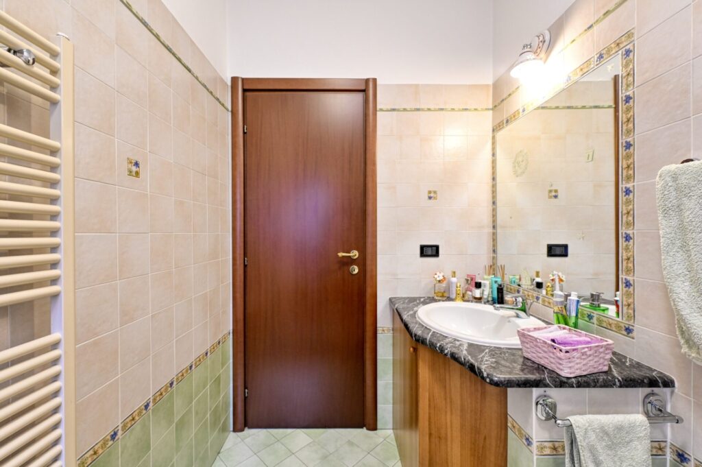 _Z629636_hdr