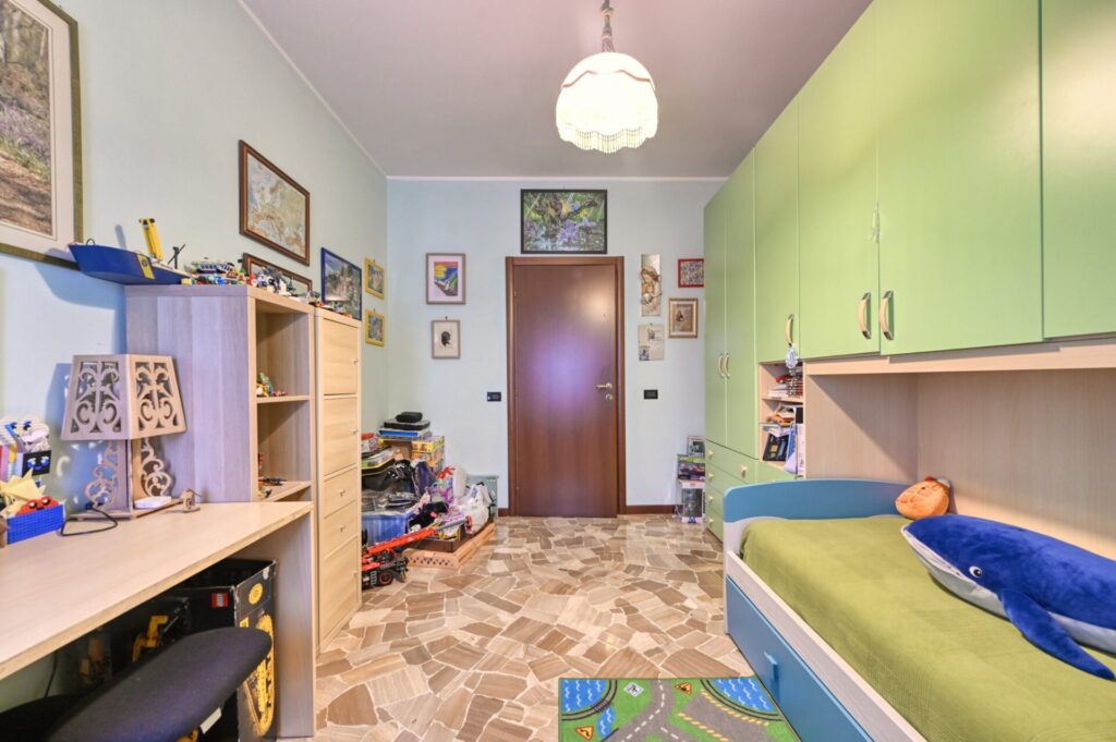 _Z629676_hdr