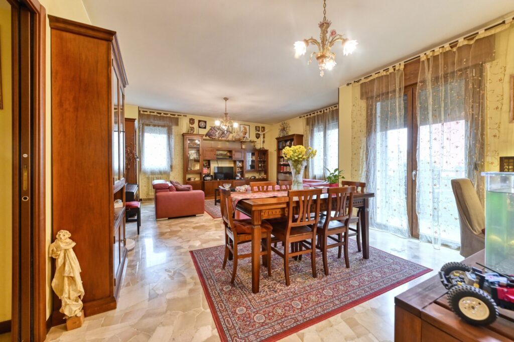 _Z629721_hdr