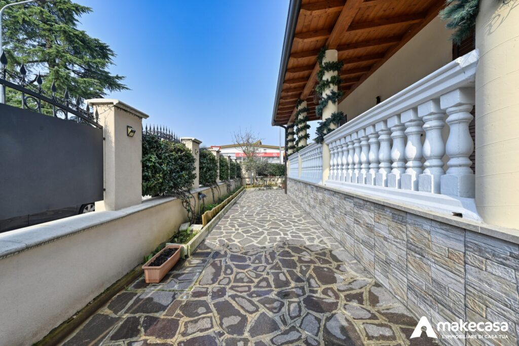 _Z623920_hdr