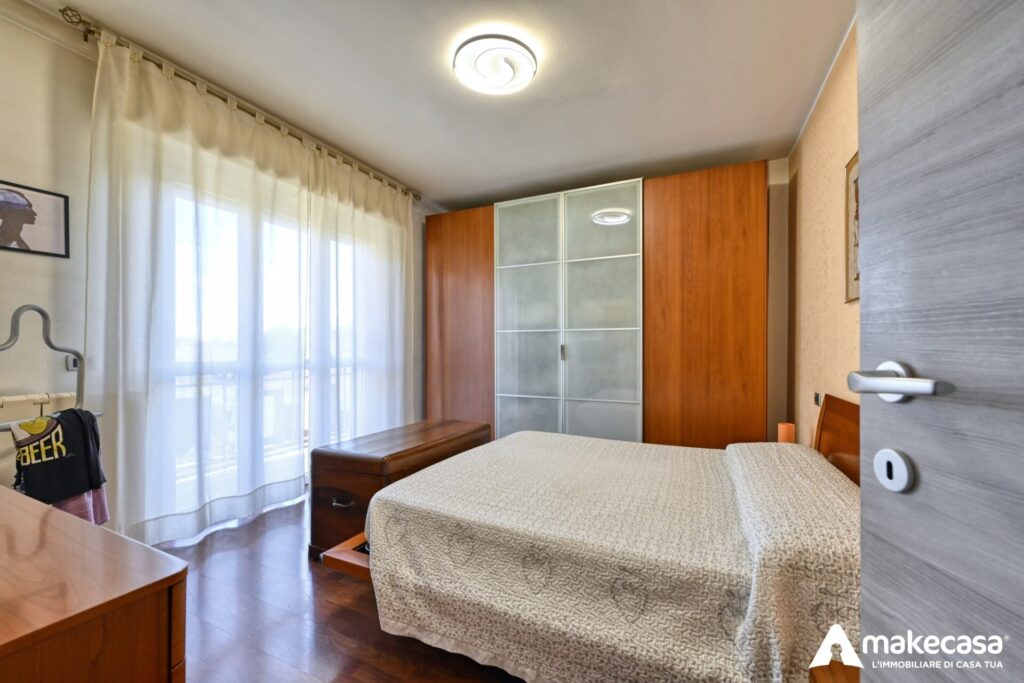_Z626811_hdr