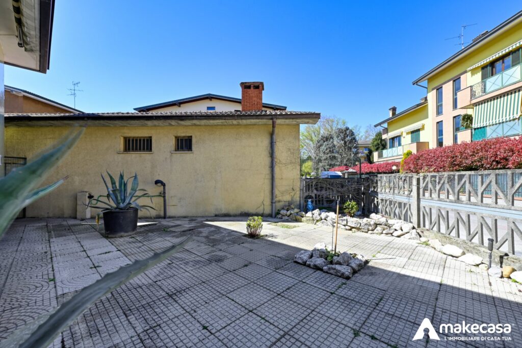 _Z627763_hdr