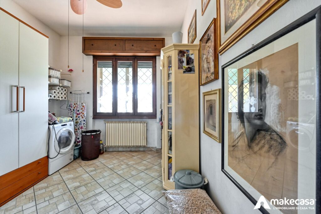 _Z627836_hdr