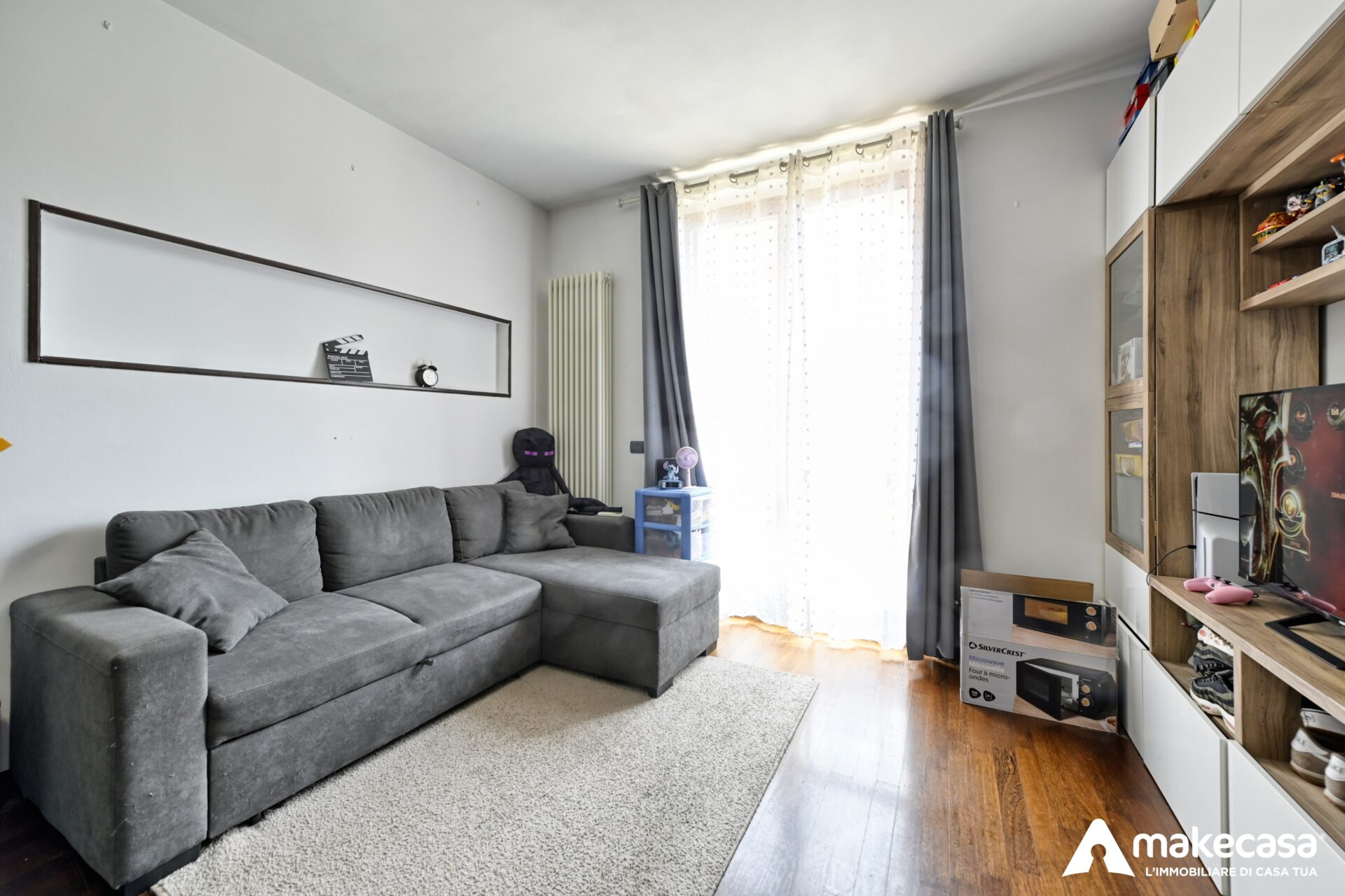 _Z627609_hdr
