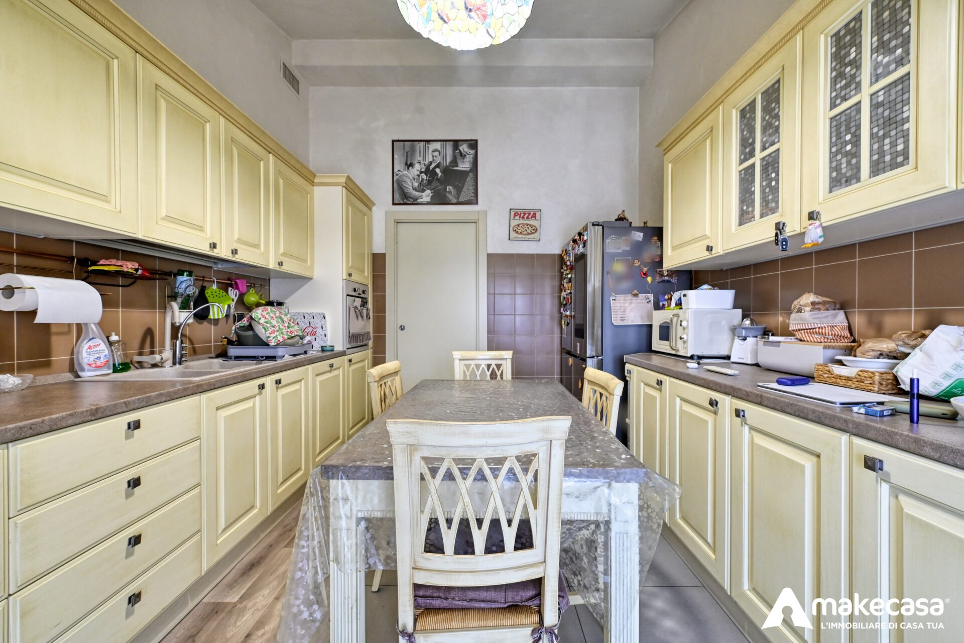 _Z627794_hdr