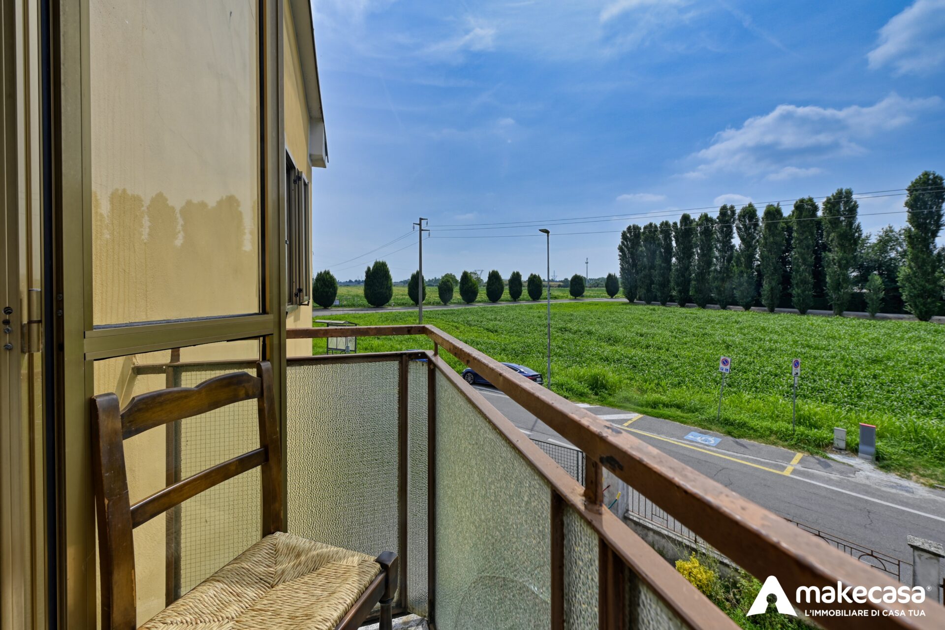 _Z628596_hdr