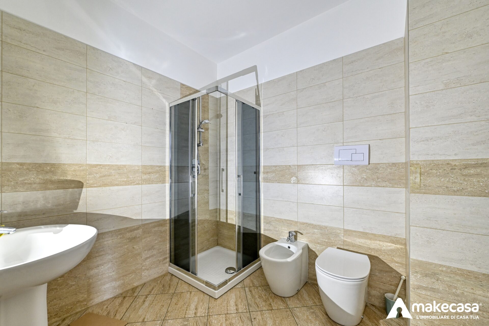 _Z623588_hdr