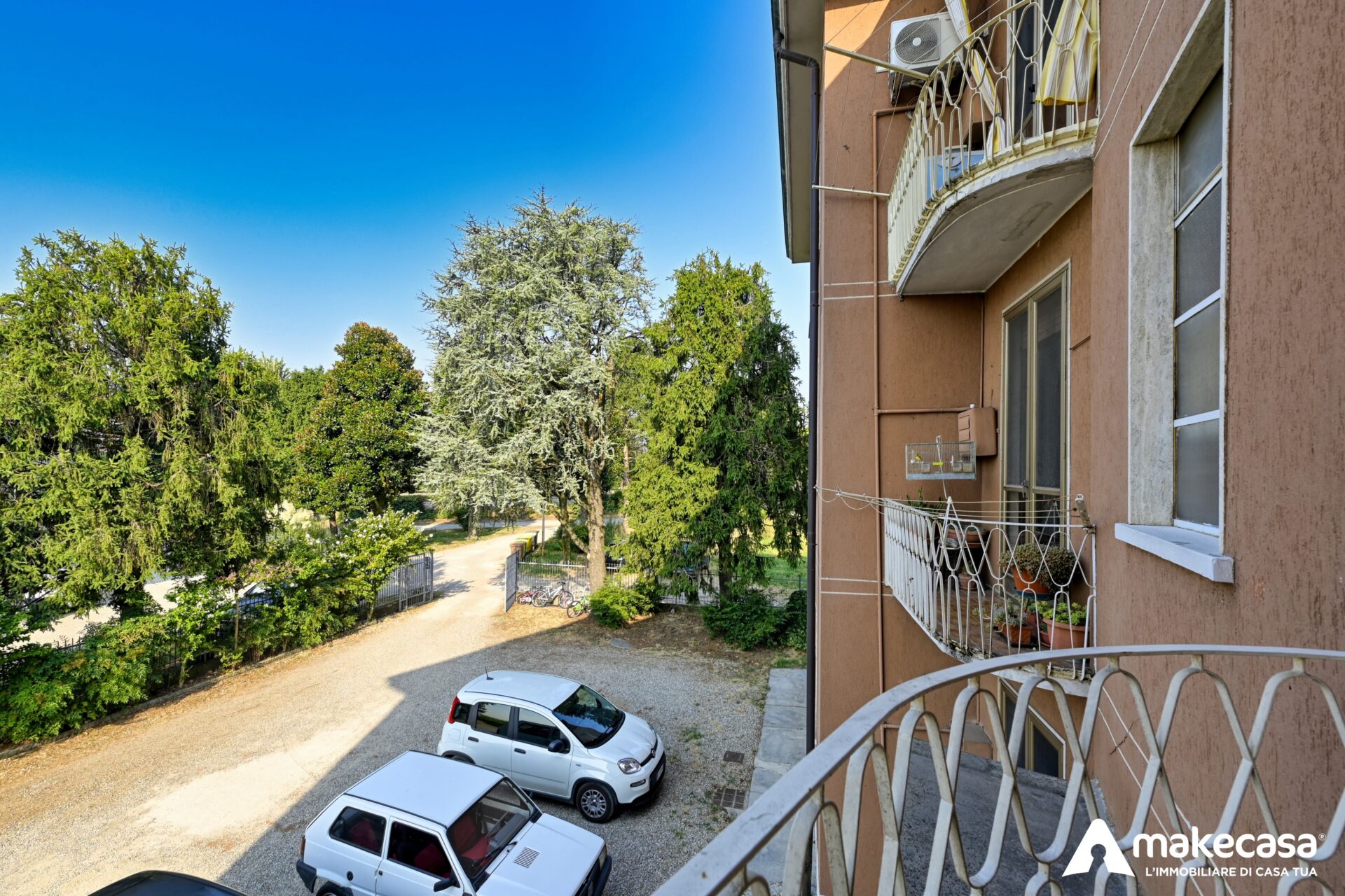 _Z624987_hdr