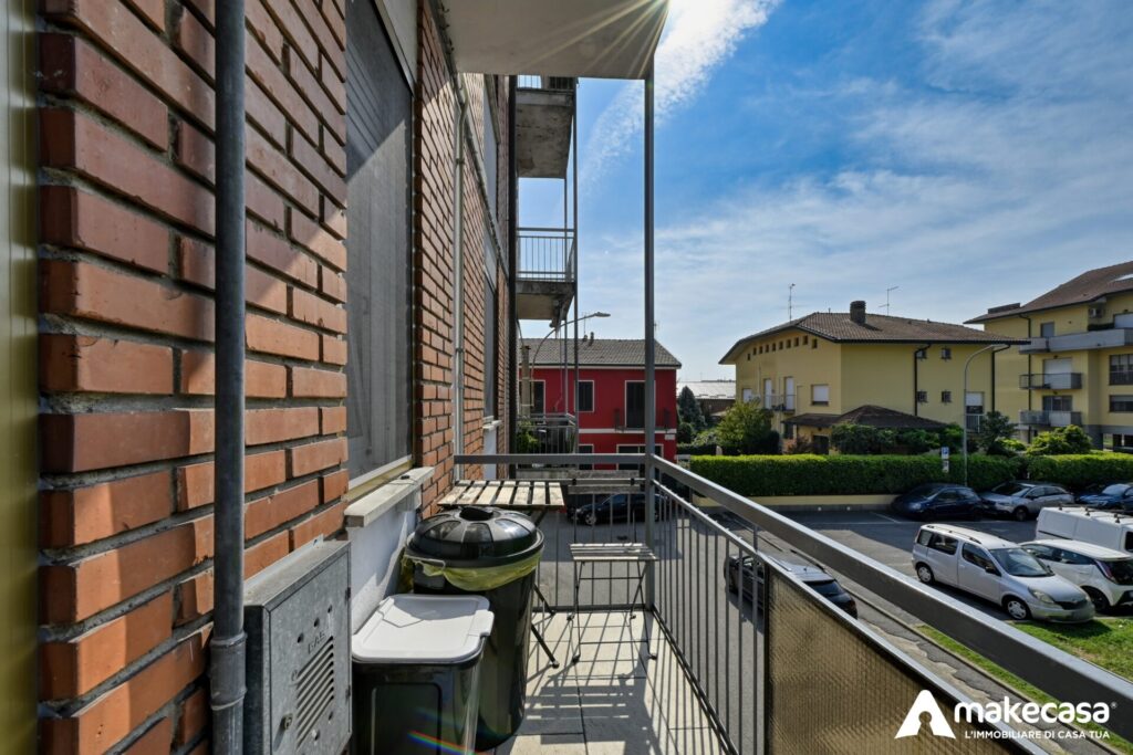_Z626803_hdr