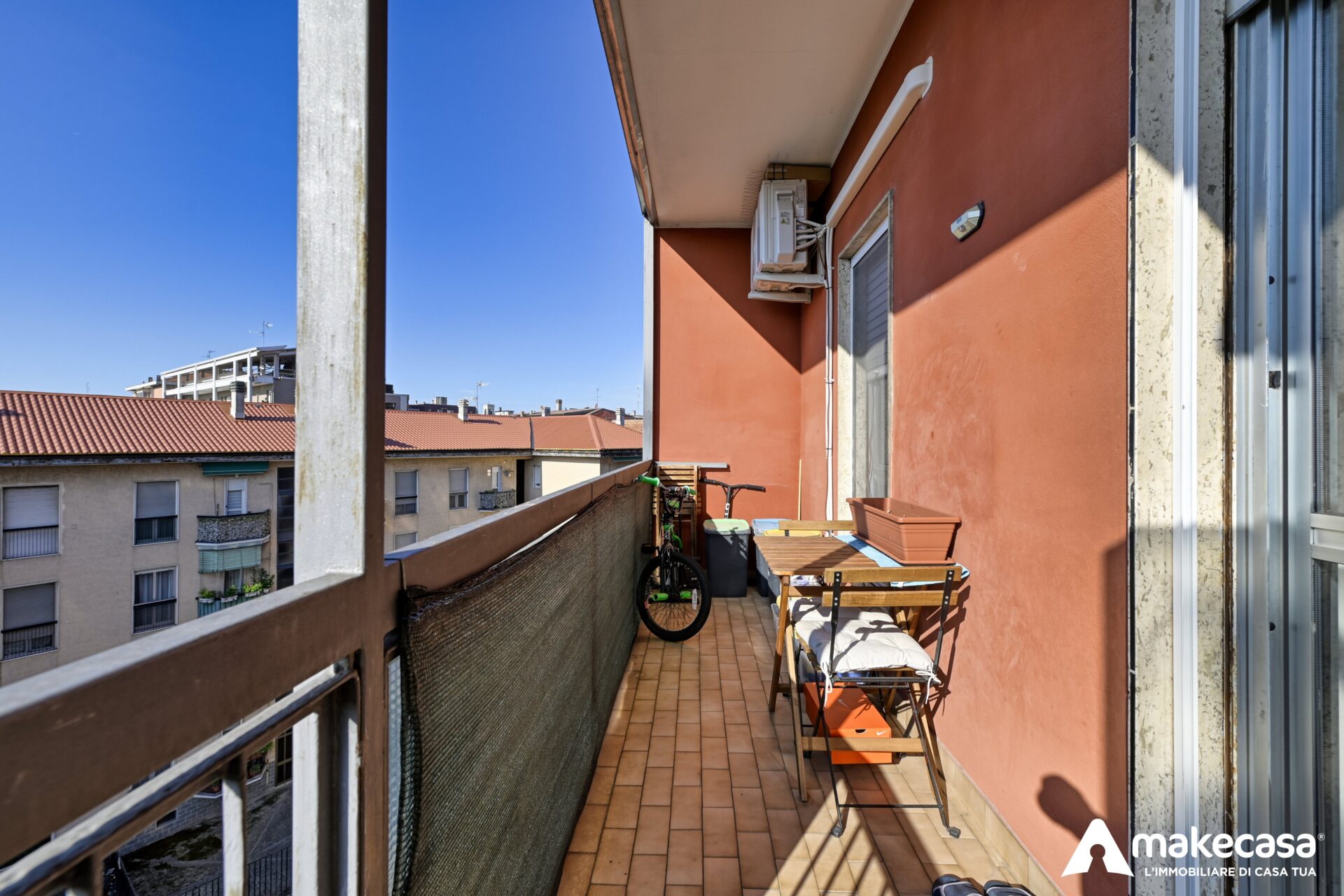 _Z628512_hdr