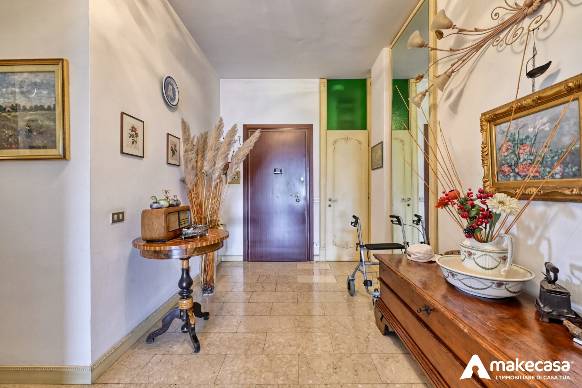 _Z629059_hdr