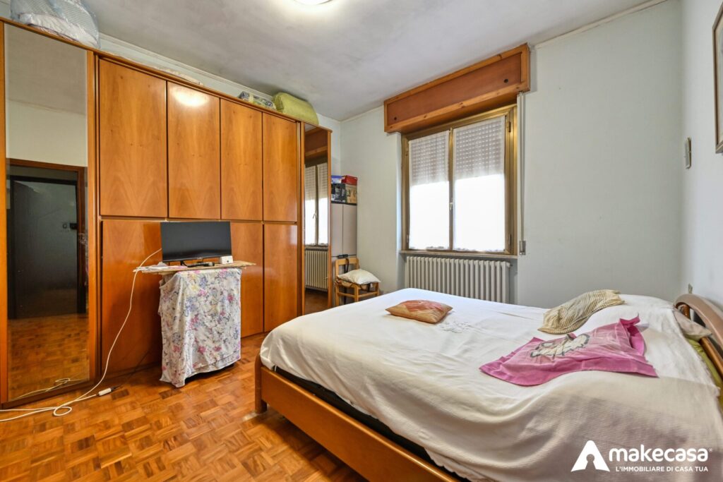 _Z629790_hdr_genErase