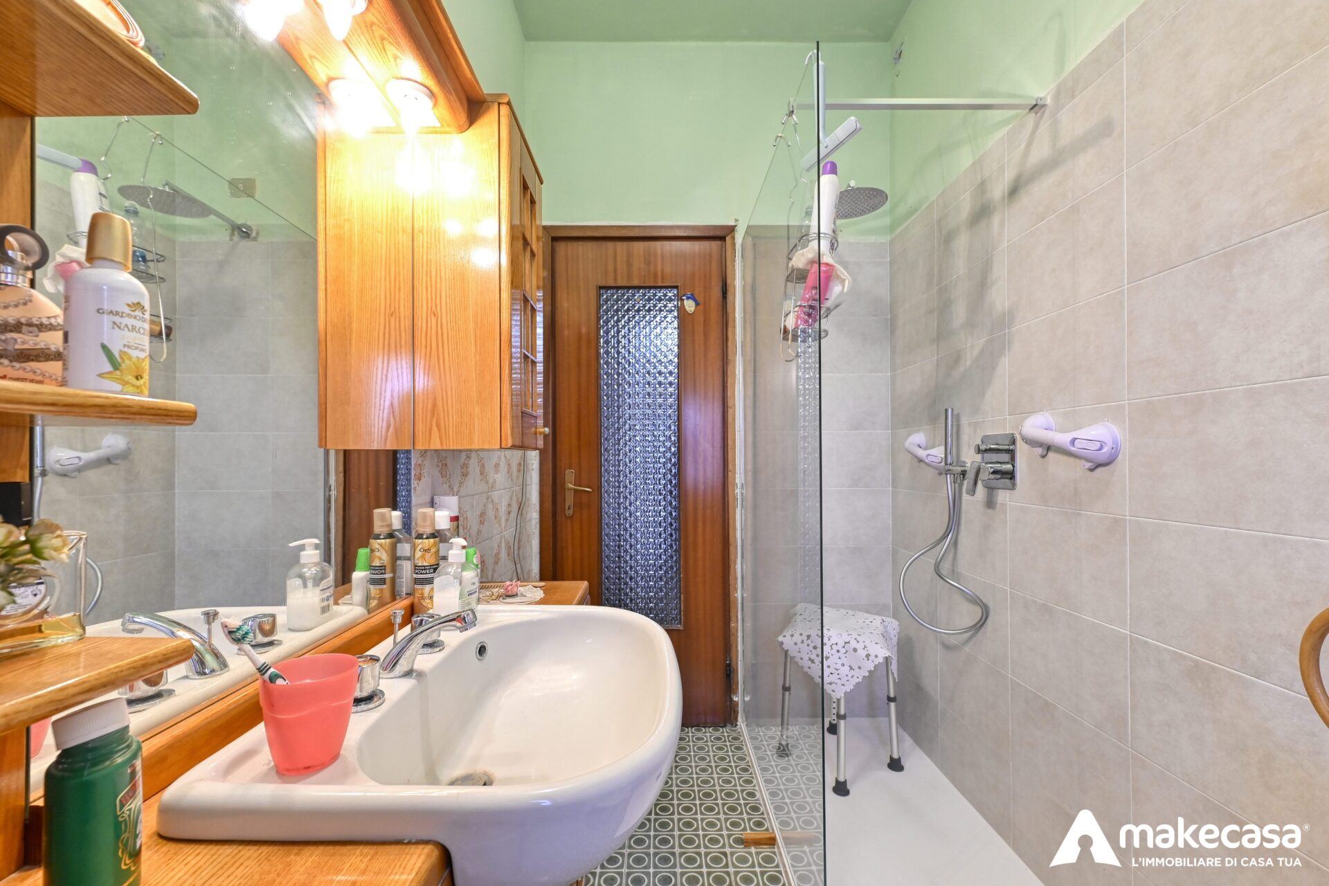 _Z629810_hdr